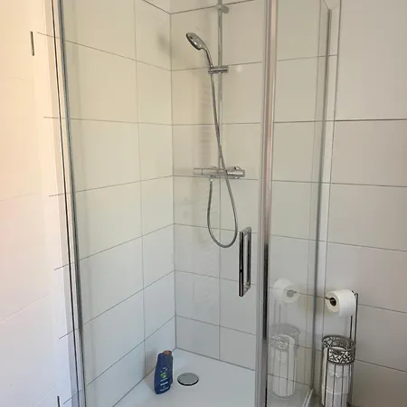 Demhaus Im Haus