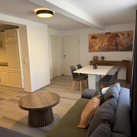 Demhaus Im Haus Goessenheim